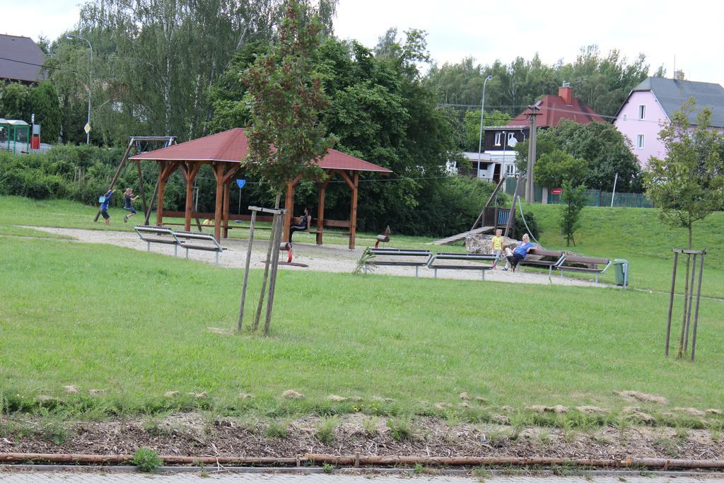 Pension Lukas Карлови Вари Екстериор снимка